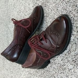 Women's brown oxfords with ties